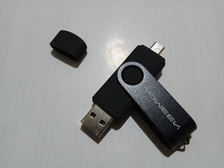 32GB OTG USB 2.0 Flash Drive 2 в 1 foto 1