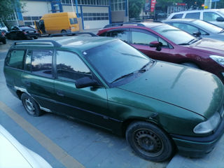 Opel Astra фото 2