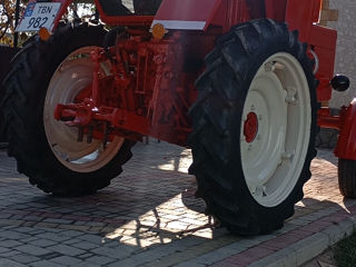 T 25-T30 in stare buna pretul 5750 euro, MTZ 82.1 stare buna, tractorul nu a lucrat in cimp foto 8