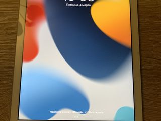 IPAD 6th gen 32GB SILVER (WIFI+4G). foto 6