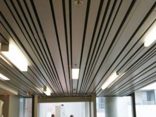Мултипанельные кубообразные алюминиевые подвесные потолки, tavane lamelare foto 9