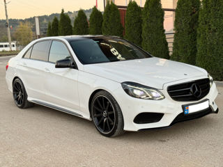 Mercedes E-Class foto 1