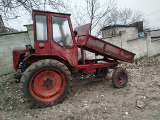 T16 tractor