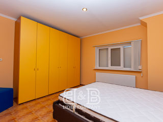 Apartament cu 2 camere, 232 m², Botanica, Chișinău foto 9