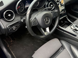 Mercedes C-Class foto 6