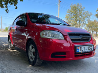 Chevrolet Aveo foto 2