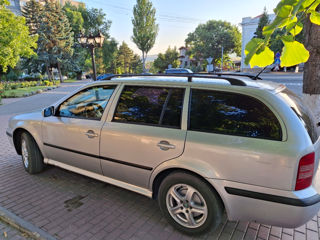 Skoda Octavia foto 3