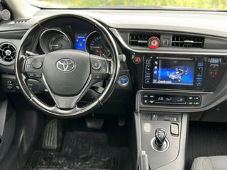 Toyota Auris foto 9