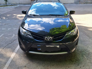 Toyota Auris foto 2