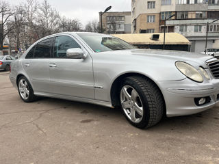 Mercedes E-Class foto 6