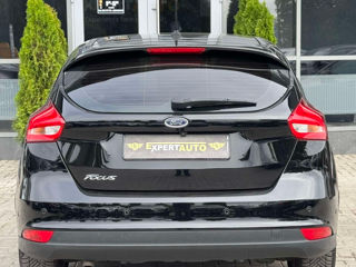 Ford Focus foto 5