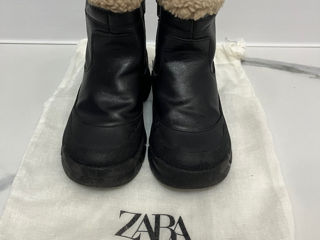 Продам зимние  детские ботиночки Zara foto 2