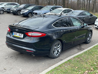 Ford Fusion foto 4