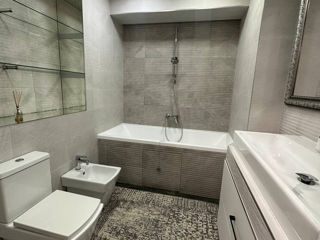 Apartament cu 2 camere, 72 m², Botanica, Chișinău foto 8