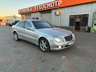 Mercedes E-Class foto 3