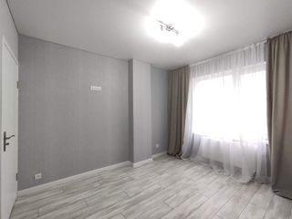 Apartament cu 3 odăi Bloc nou Miorita foto 3