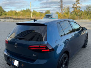 Volkswagen Golf foto 2