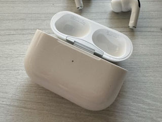 Продаю Apple AirPods Pro 2 Беспроводные Наушники в Состоянии Новых foto 4