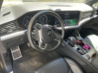 Volkswagen Touareg foto 5