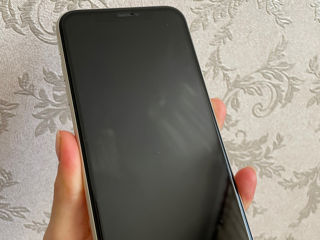 iPhone 11 / 64GB foto 2