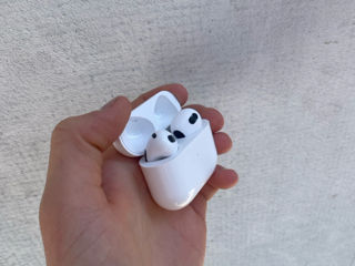 AirPods 3 foto 4