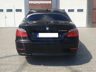 BMW 5 Series foto 2