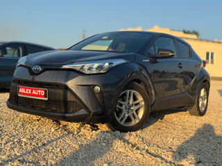 Toyota C-HR foto 1