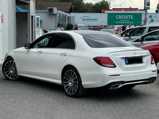 Mercedes E-Class foto 3