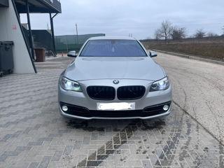 BMW 5 Series foto 2