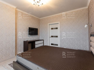 Apartament cu 2 camere, 80 m², Centru, Chișinău foto 9