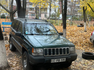 Jeep Grand Cherokee foto 2