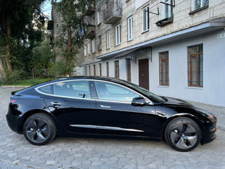 Tesla Model 3 foto 5