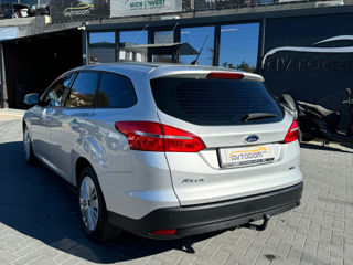 Ford Focus foto 3