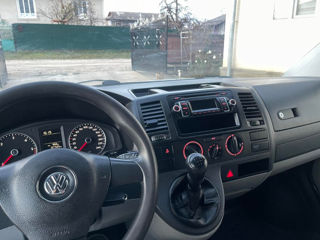 Volkswagen T5 foto 9