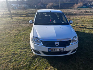 Dacia Logan foto 2