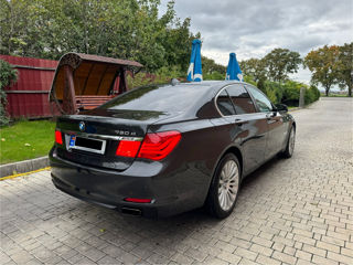 BMW 7 Series foto 3