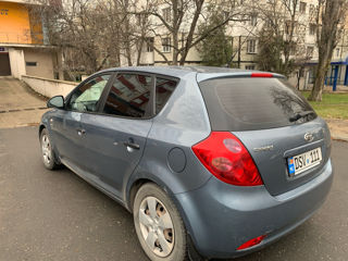 KIA Ceed foto 3