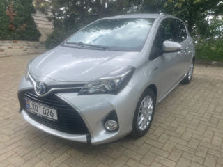Toyota Yaris foto 0