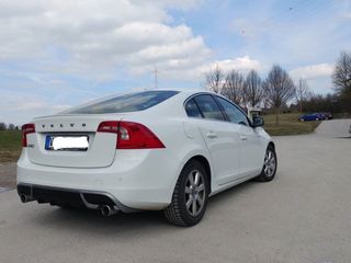 Volvo S60 foto 9