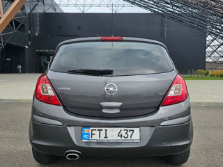 Opel Corsa foto 4