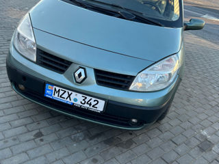 Renault Scenic foto 2