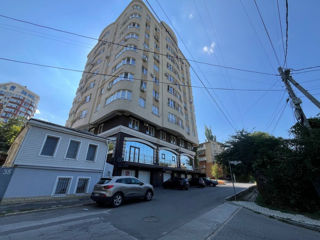 Apartament cu 2 camere, 74 m², Centru, Chișinău