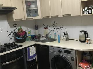 Apartament cu 2 odăi cu beci pe tot apartamentul posta veche apartament parțial mobilat foto 1