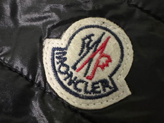 Moncler foto 3