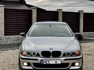 BMW 5 Series foto 3