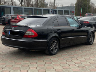 Mercedes E-Class foto 4