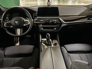 BMW 5 Series foto 11