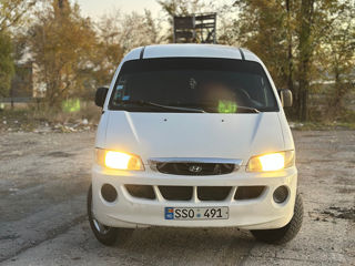 Hyundai H200