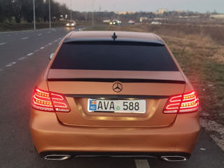 Mercedes E-Class foto 6