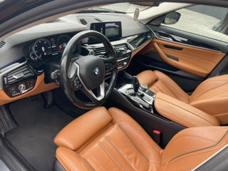 BMW 5 Series foto 6